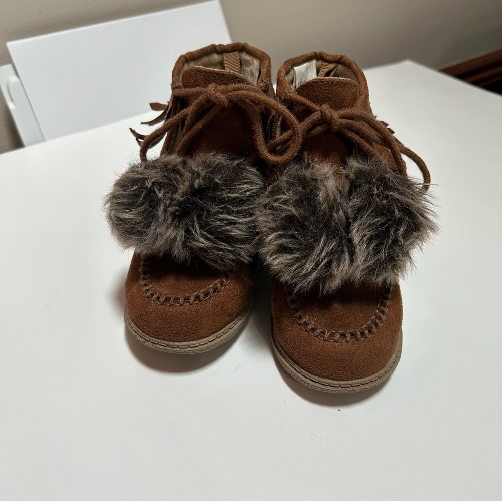 Crazy 8 Fringe Pom Pom Booties